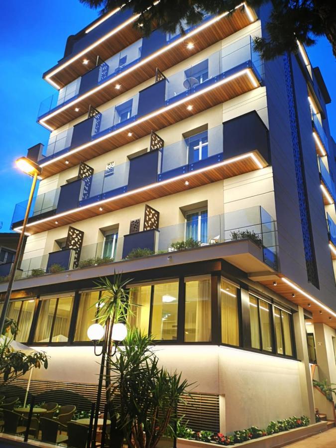 Hotel Cavalli Cattolica Zewnętrze zdjęcie
