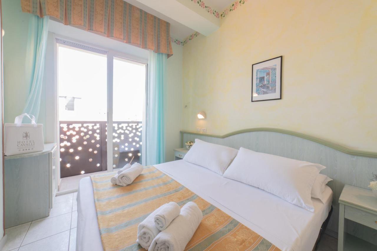 Hotel Cavalli Cattolica Zewnętrze zdjęcie